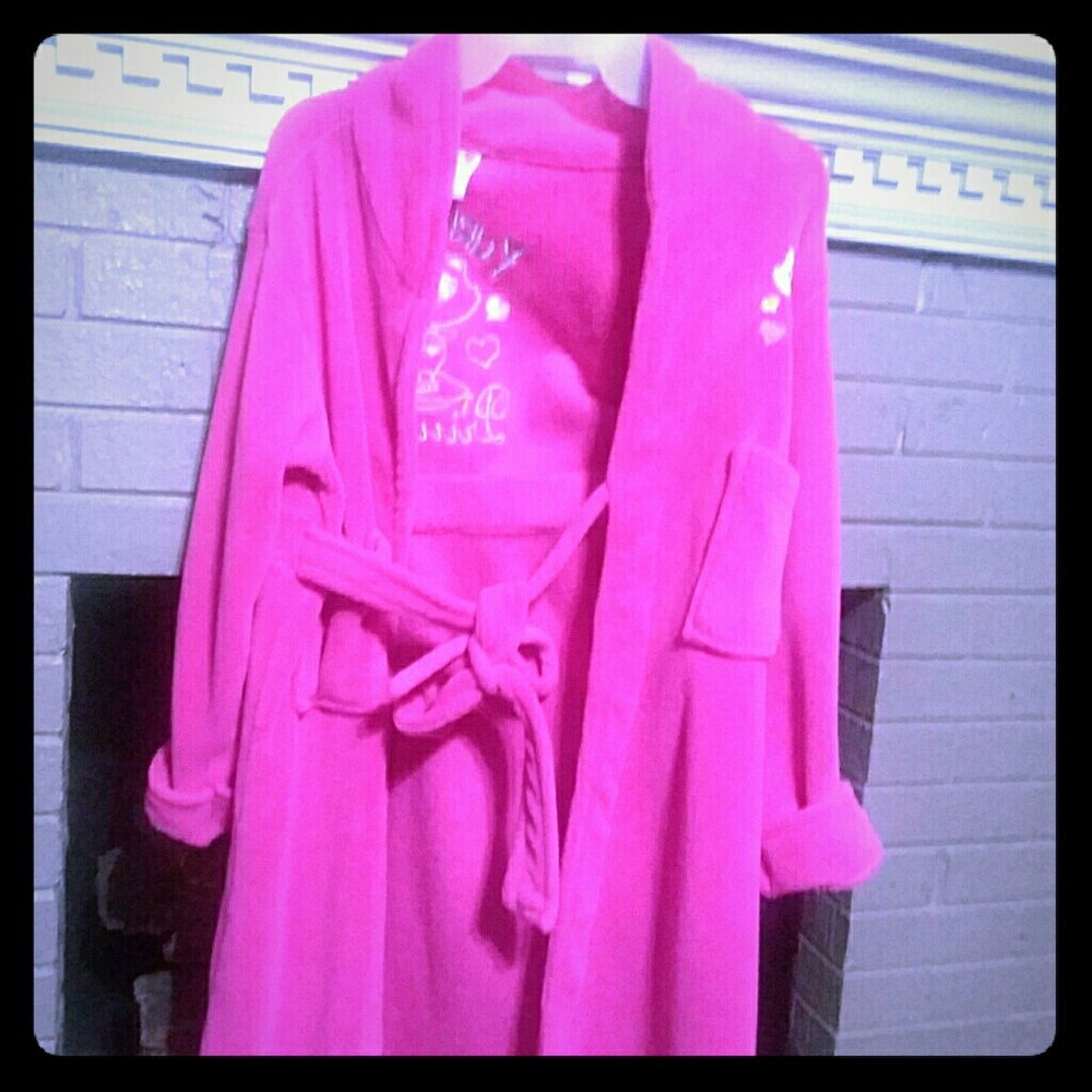 Youth,great cond hot pink housecoat.